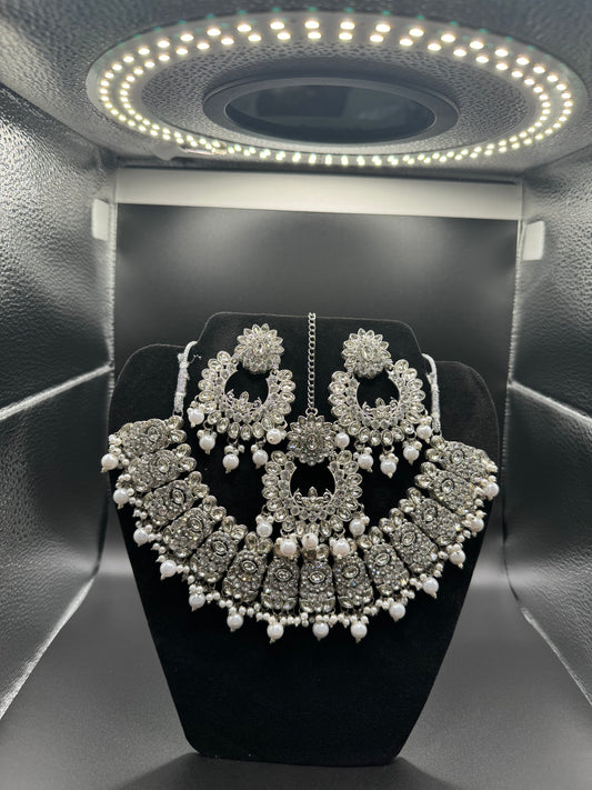 Silver Kundan Set with Tikka and Earrings